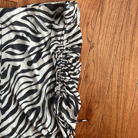 Princess Polly Animal Print Skirt - Picture 3 of 3